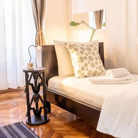 Central And Comfy 2Bdr Apartment Near Parliament Белград Екстериор снимка